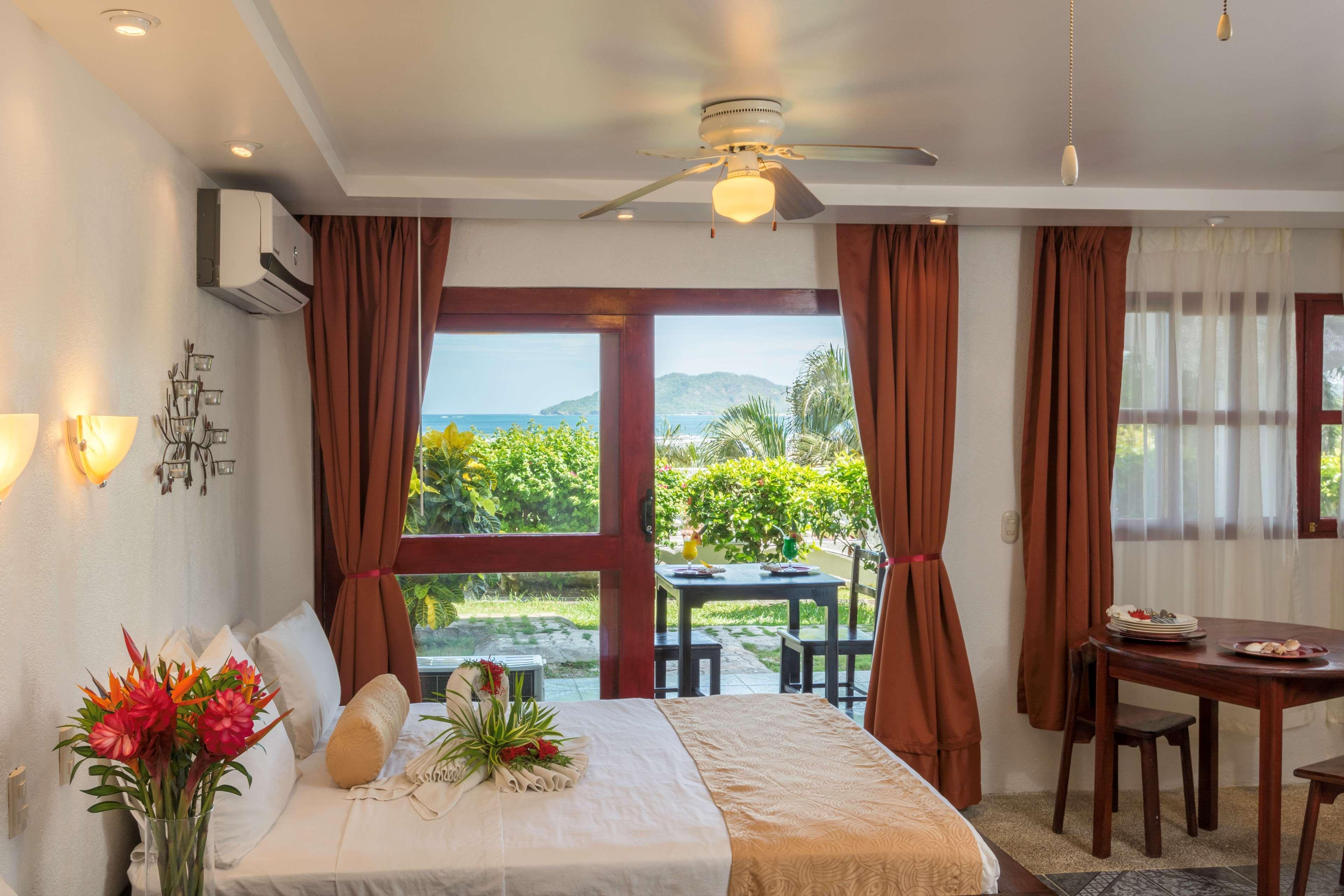 Best Western Tamarindo Vista Villas Eksteriør bilde
