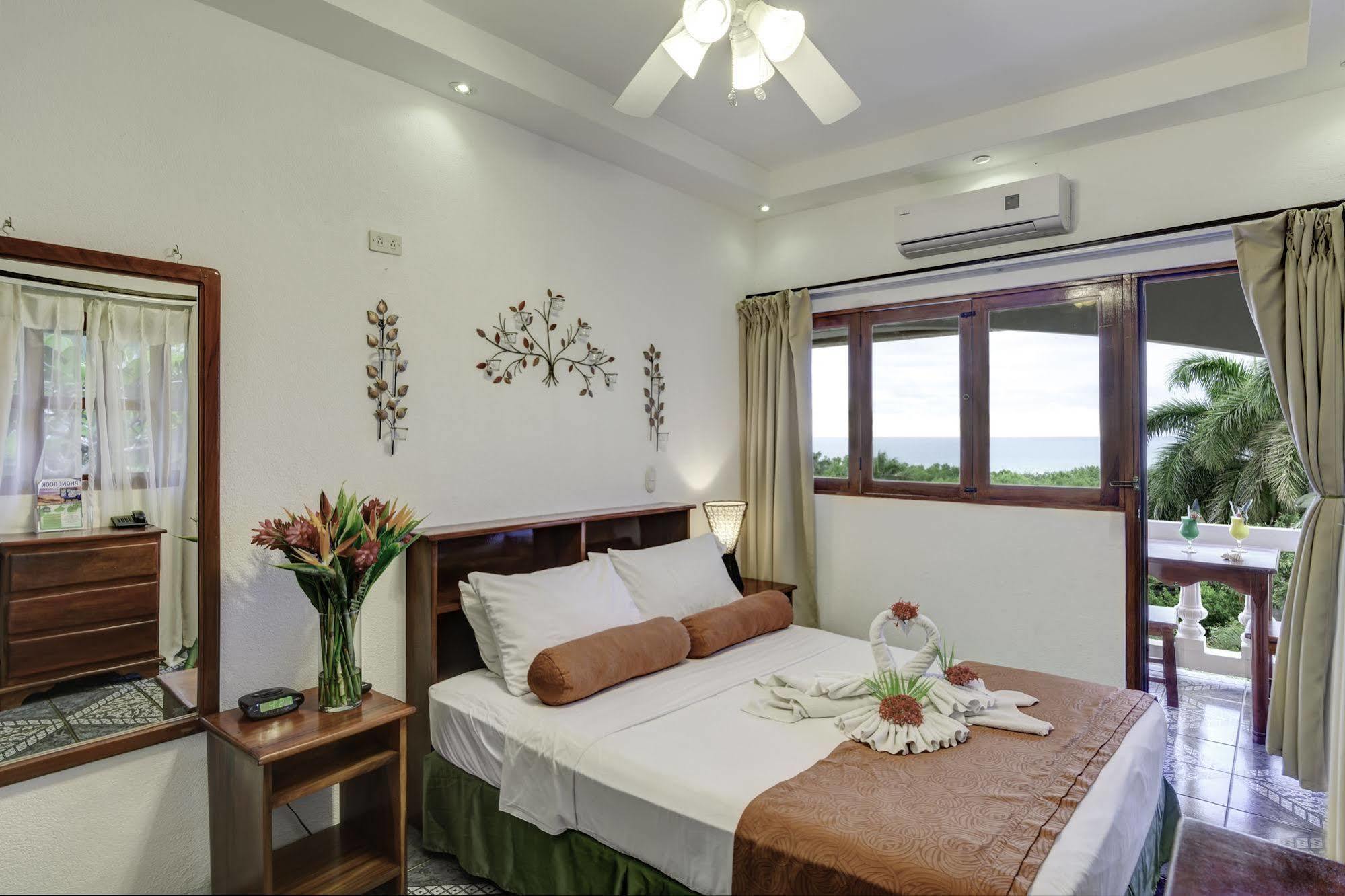 Best Western Tamarindo Vista Villas Eksteriør bilde